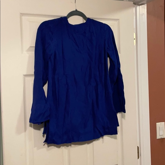 Royal blue v-neck sweater - Picture 2 of 3